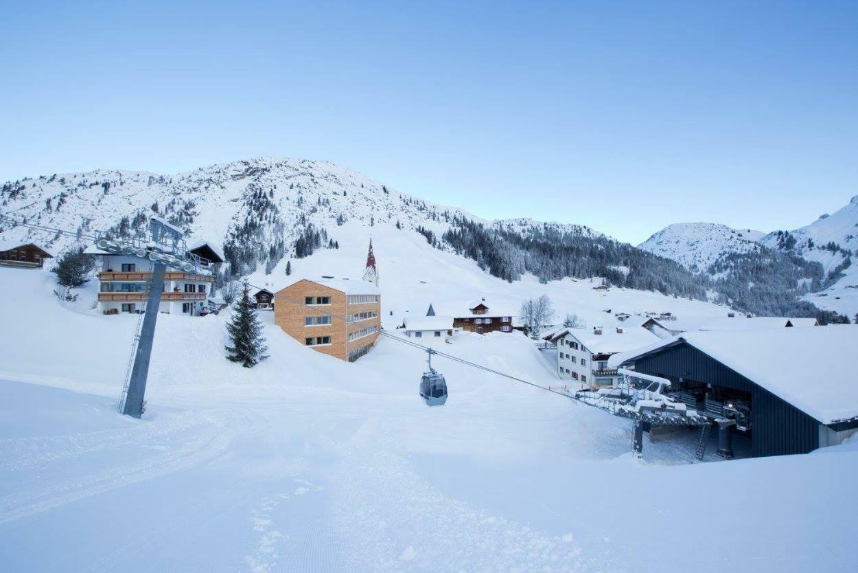 Warthsap Apartmenthaus Warth  Esterno foto
